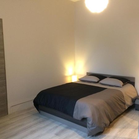 Studio Proche Gare Avec Kitchenette Et Wifi - Porte Rouge Thiviers Zewnętrze zdjęcie