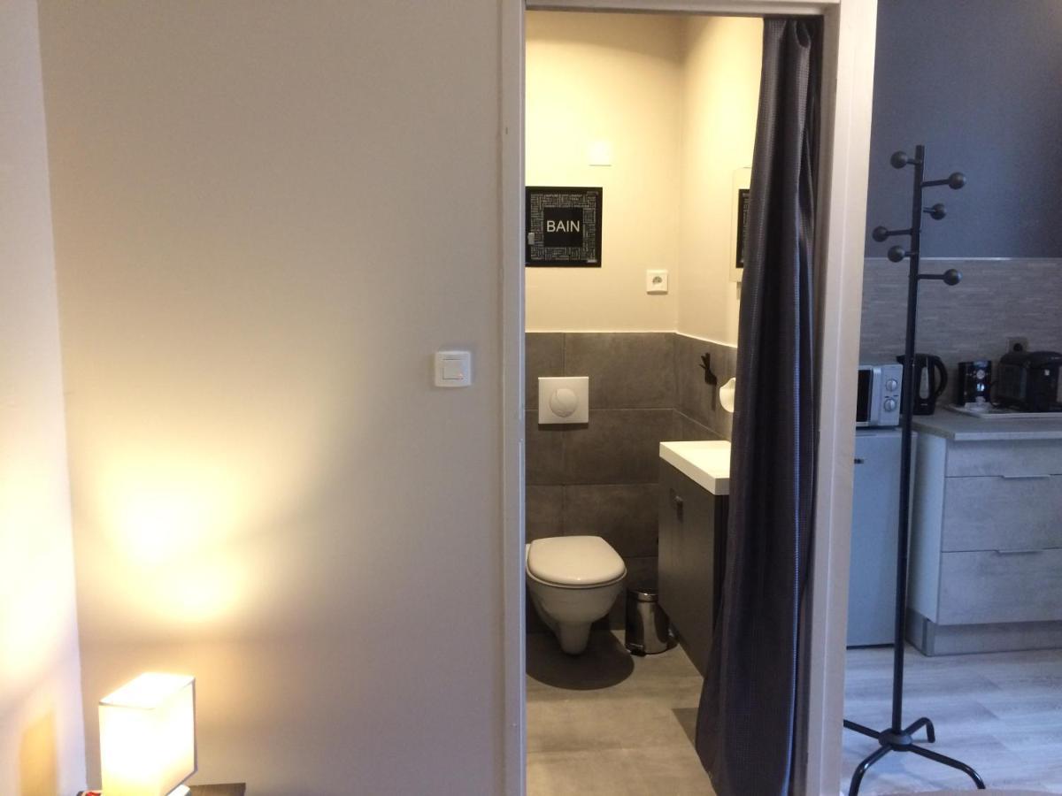 Studio Proche Gare Avec Kitchenette Et Wifi - Porte Rouge Thiviers Zewnętrze zdjęcie